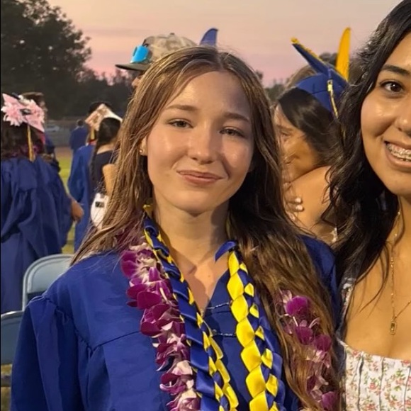 Meet your Posher, Jolee - Picture 1 of 1